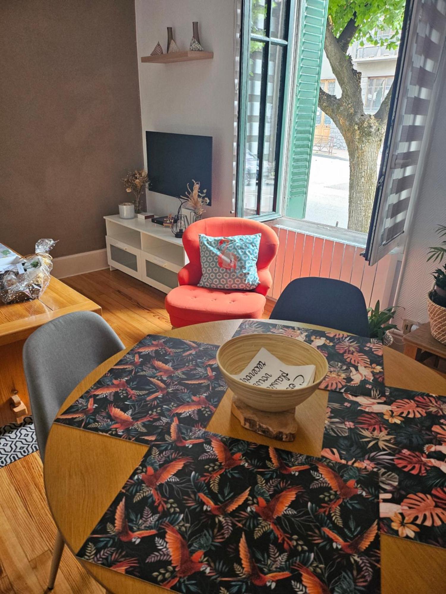 Apartamento Au Cocon Alpin Saint-Jean-de-Maurienne Exterior foto